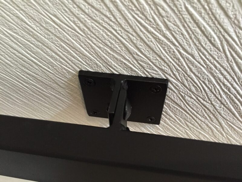 壁付け手すりの留め具部分