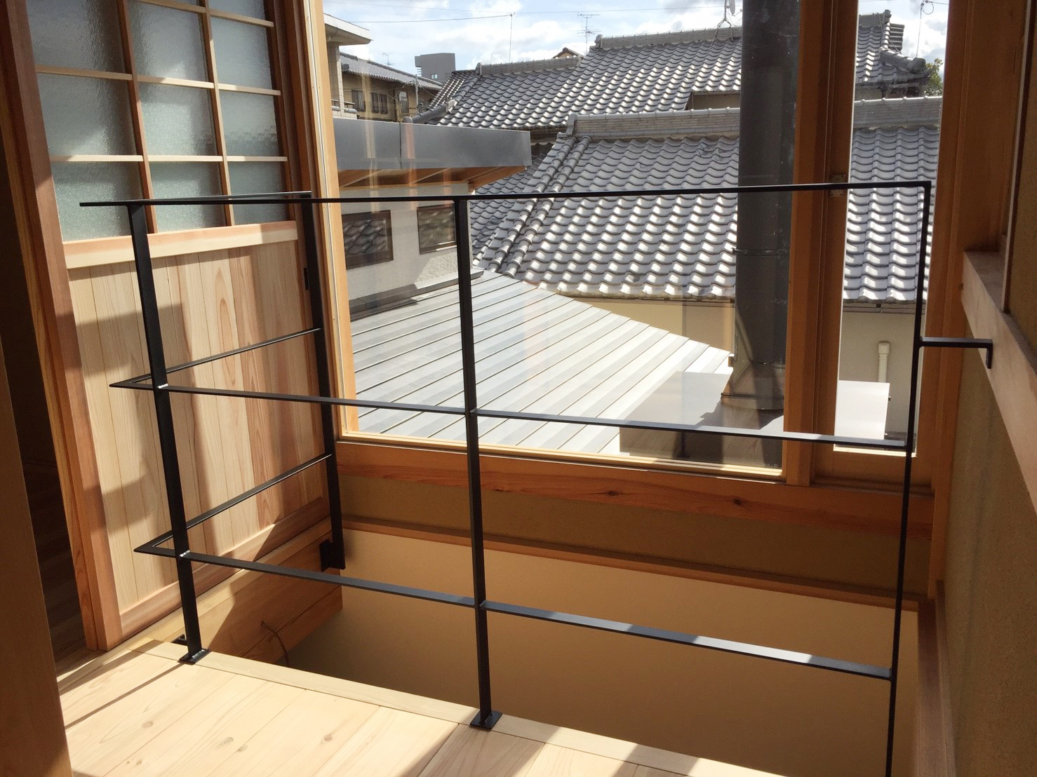 【大阪】和風のお家にも相性抜群！フラットバー手すり